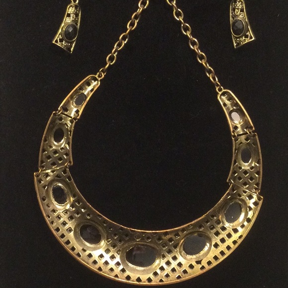 Choker antique gold with black stone and earrings - Picture 4 of 4